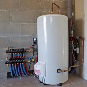Installation de chauffe-eau électrique